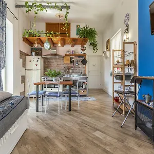 https://g-g-house-2.palermohotels.org